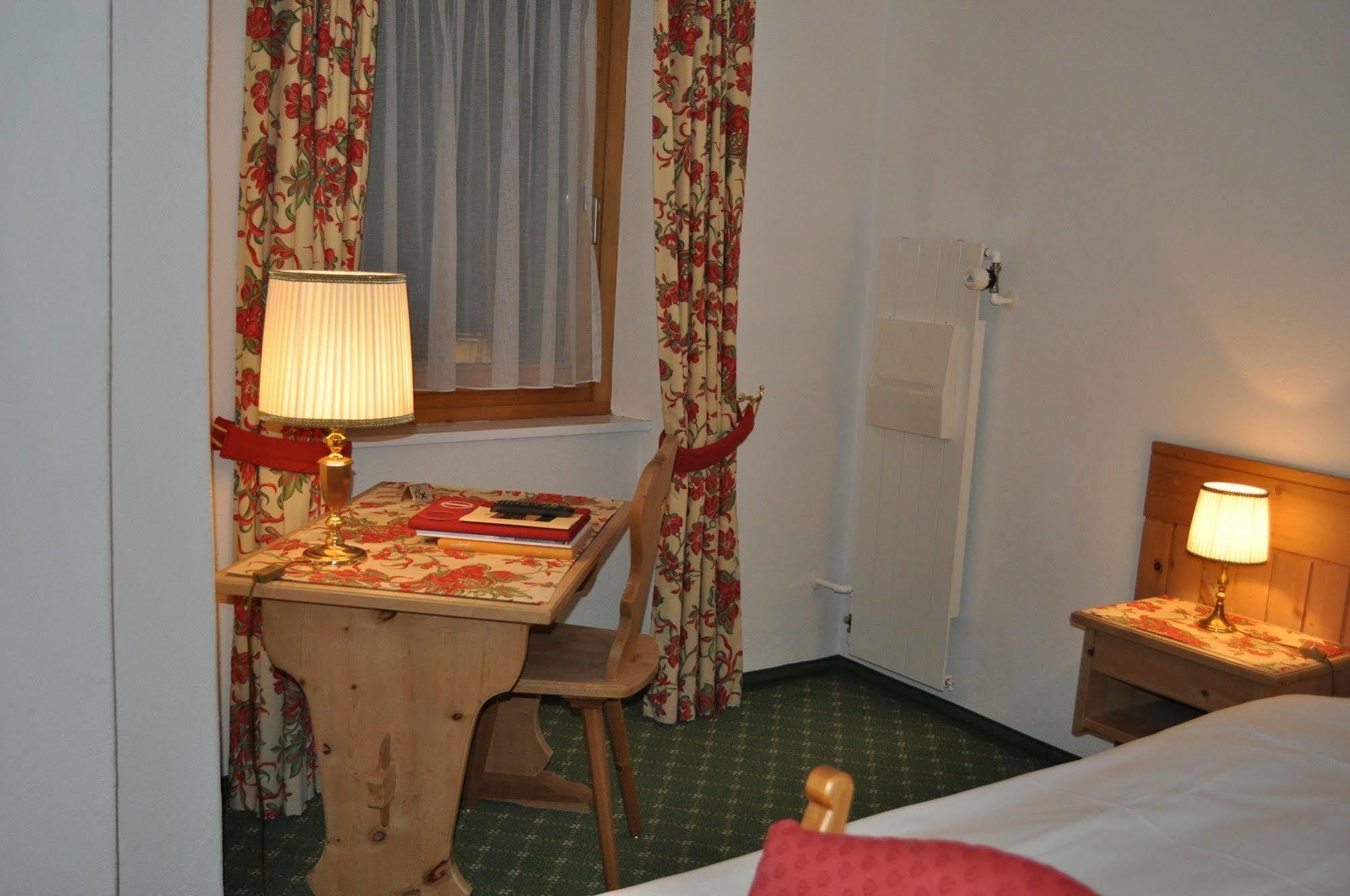 Hotel Bernina Pontresina Eksteriør billede
